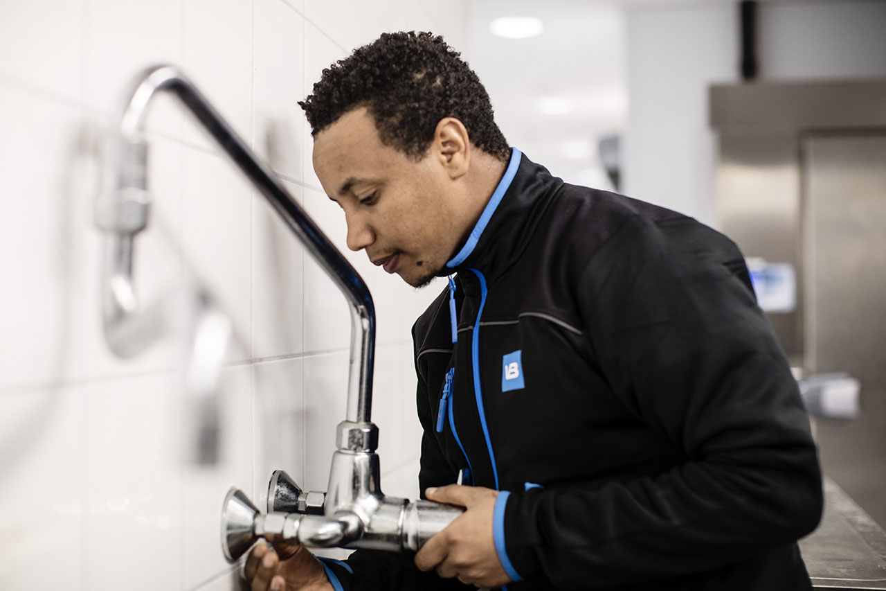 Vi utfører også mindre serviceoppgaver